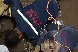 苏州电梯井堵漏施工视频